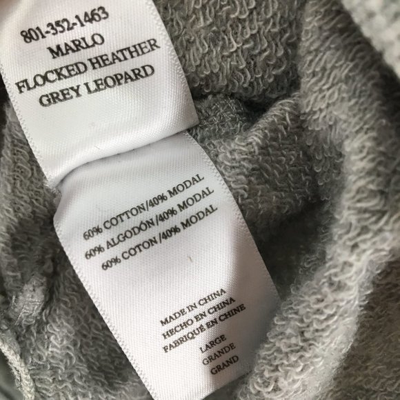 ARIAT Black Sweater (W2-187) - Picture 5 of 7